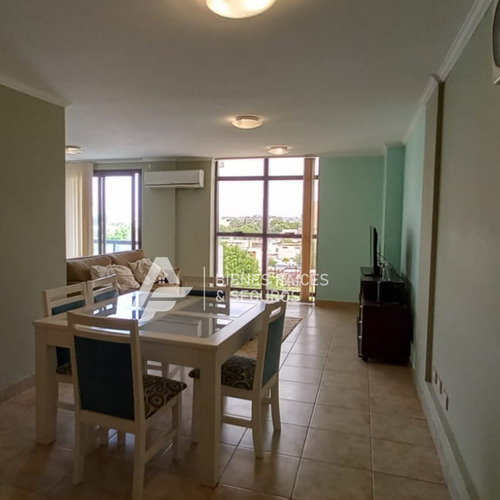 Gran Oportunidad: Departamento Semipiso En Macrocentro Con Cochera