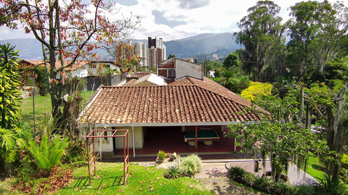 Casa Campestre En Venta En La Estrella - El Guayabo 