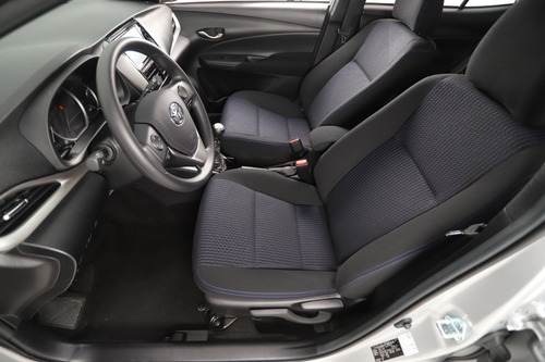 Imagen 16 de 25 de Toyota Yaris 1.5 Xs Audio 5p Mt My23