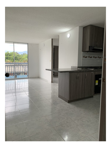 Venta De Apartamento Remodelado Sector De Agua Bonita 