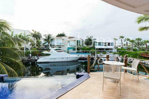Imagen 10 de 30 de Casa En Venta Frente Al Mar Puerto Cancun Residencial