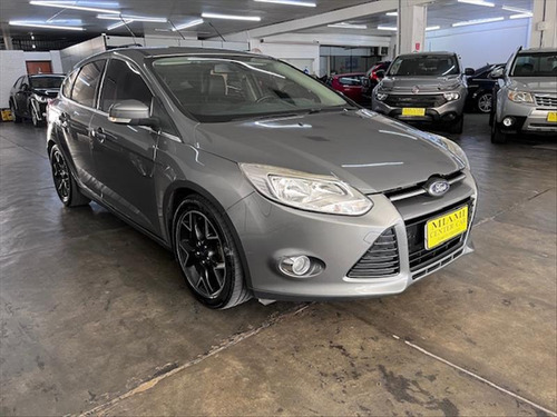 Ford Focus 2.0 Titanium Hatch 16v 4p Powershift