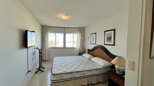 Imagen 8 de 13 de Venta Departamento 3 Dormitorios Con Garage - Punta Del Este Roosevelt