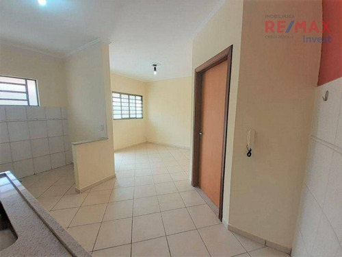 Imagem 5 de 10 de Kitnet Com 1 Dormitório Para Alugar, 40 M² Por R$ 750,00/mês - Vila Nogueira - Botucatu/sp - Kn0054