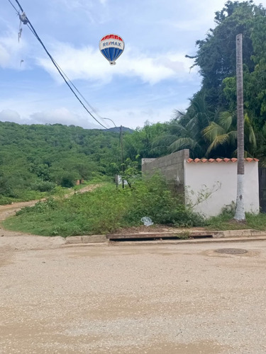 Re/max 2mil Vende, Terreno, Sector Guatamare, Arismendi, Isla De Margarita.
