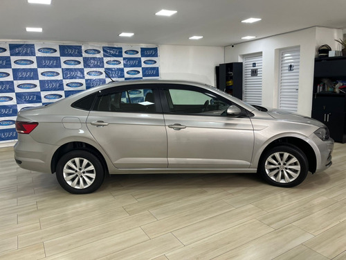 Volkswagen Virtus 1.6 MSI TOTAL FLEX AUTOMÁTICO