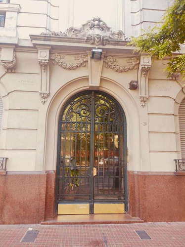 Departamento En Venta - 4 Dormitorios 3 Baños - San Telmo