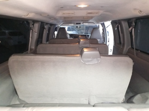 Imagen 11 de 13 de Chevrolet Van Express Año 2008 15 Puestos