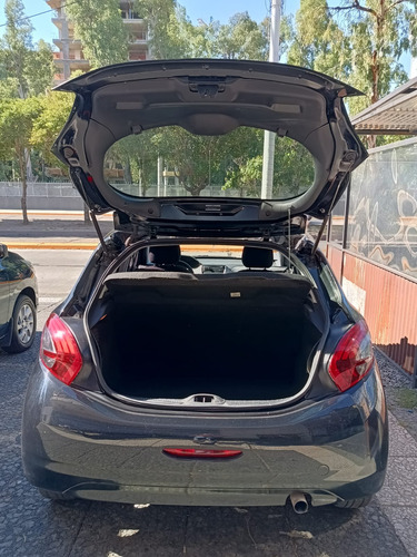 Peugeot 208 1.5 Active