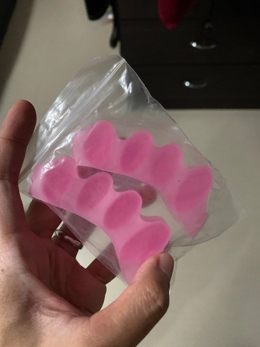 Imagem 4 de 10 de Separador Silicone Para Dedos Pés - Calos - Joanete - 1 Par