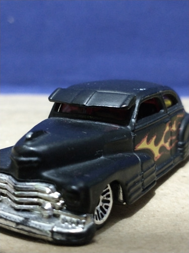 Chevy 47 Fleetline Hot Wheels 2006