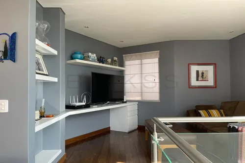 Apartamento En Arriendo/venta En Los Rosales. Cod A1957
