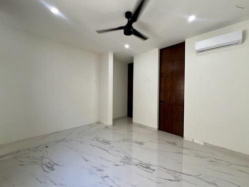 Casa En Venta En Privada Tamara