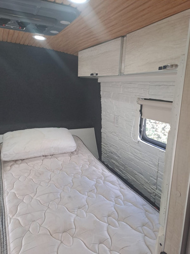 Motorhome Mercedes Benz 915 Con Carrocería Comil
