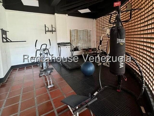 Venta De Apartamento En Las Esmeraldas