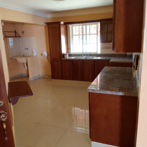 Alquilo Apartamento! Ensanche Isabelita, Zona Oriental.