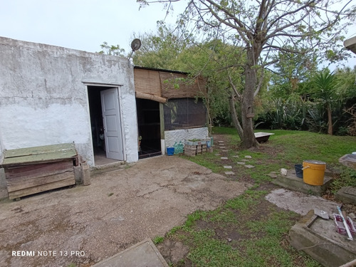 Muy Linda Y Solida Casa Villa Aeroparque