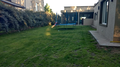 Imagen 3 de 30 de Casa 3 Dormi - 250 M2 - Barrio Privado La Zagala