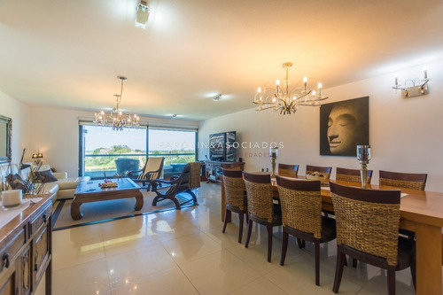 Departamento En Marigot Brava- Ref: 1973