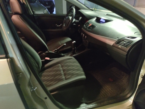 Renault Fluence 1.6 Confort 110cv 2012