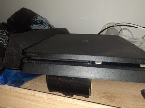 Ps4 Slim 500 Gb 1 Control. 