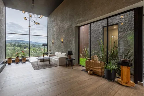 Casa En Venta En Vía Principal De Santa Elena. Cod V15184