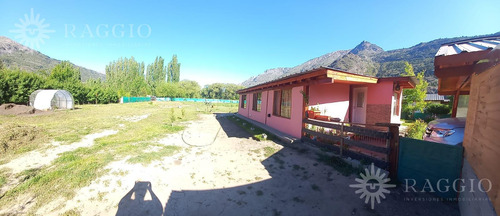 Casa De Cinco Ambientes En Terreno De 2500 M2 (so-32)