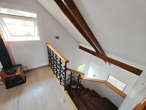 Broker Bosques 5d-5b-sala Estar- Piscina - Patio
