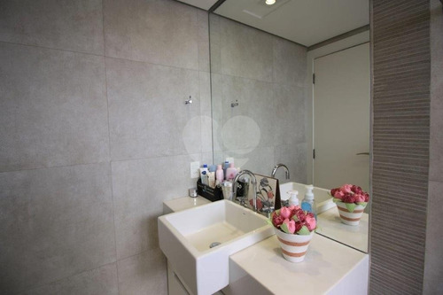 Imagem 25 de 28 de Apartamento Duplex, Todo Reformado Com 4 Dormitórios - Reo256898