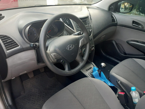 Imagem 5 de 6 de Hyundai Hb20s 1.0 Unique (flex)