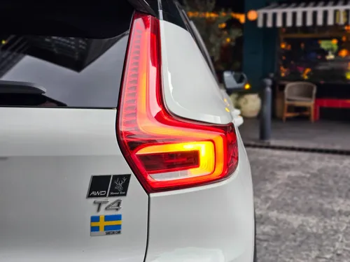 Volvo Xc40 Momentum T4