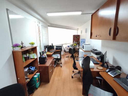 Imagen 3 de 20 de Oficina En Venta En Santiago