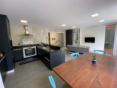 Imagem 13 de 27 de Casa No Glória Com 4 Quartos Para Venda, 325 M² - Lg3883