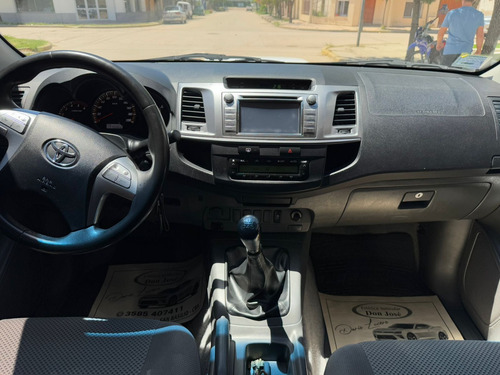 Toyota Hilux Srv 4x2 Manual