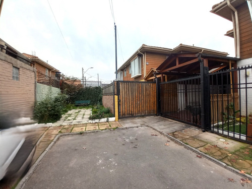 Casa En Excelente Barrio De Puente Alto