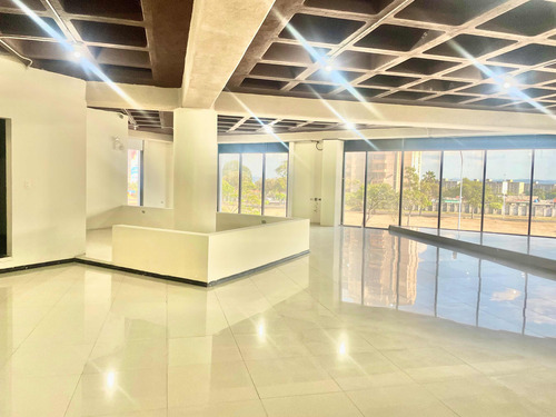 Imagen 2 de 7 de Vende Oficina Local Centro Comercial Caroni Plaza Alta Vista Puerto Ordaz Estado Bolívar