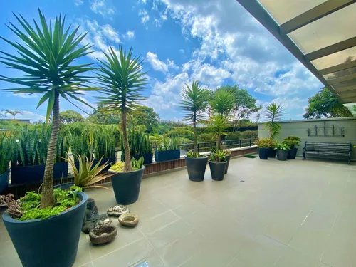 Apartamento En Venta En Llanogrande. Cod V16818