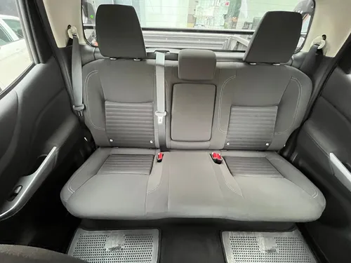 Nissan Frontier 2.5 Le At