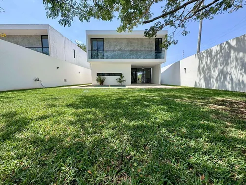 Casa En Venta En Cholul En Mérida,yucatán