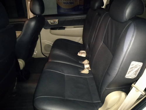 Imagen 10 de 16 de Toyota Fortuner
