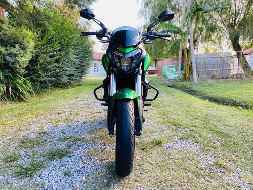 Imagen 8 de 9 de Bajaj Dominar 400