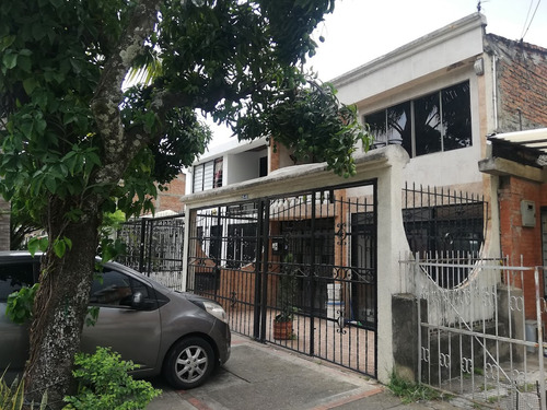 Venta Casa Cali Sur Remodelada Dos Plantas Independientes - Barrio San Cristobal/santa Elena Residencial