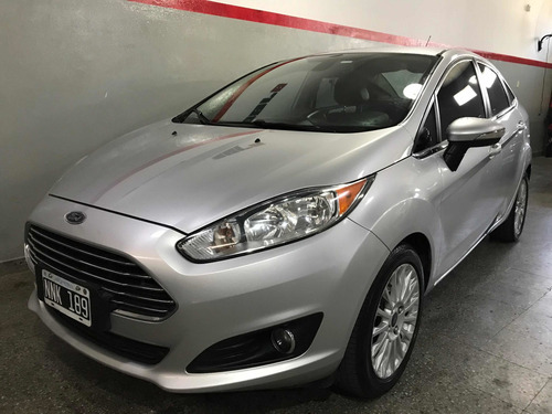 Ford Fiesta Kinetic Design 1.6 Titanium Powershift 120cv