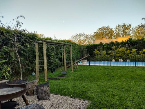 Casa En Venta En Santa Maria De Los Olivos