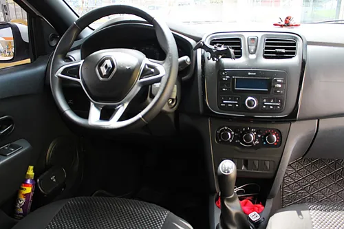 Renault Logan 1.6 Life