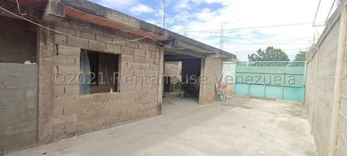 Imagen 28 de 30 de Casa En Venta El Ujano, Zona Este Barquisimeto, 242 Metros2, Construcción Nueva,facil Acceso A Zona Comercial. Contacto 0424-5620928 Flex 22-9075 Z29