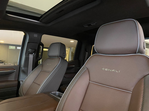 GMC Sierra 6.2 V8 Denali