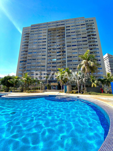 Se Vende Apartamento En Playa Grande