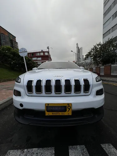 Jeep Cherokee 3.2 Longitude