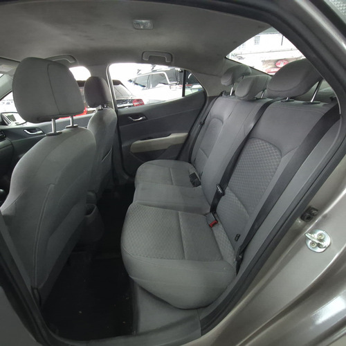 Hyundai HB20S 1.0 Evolution (Flex)
